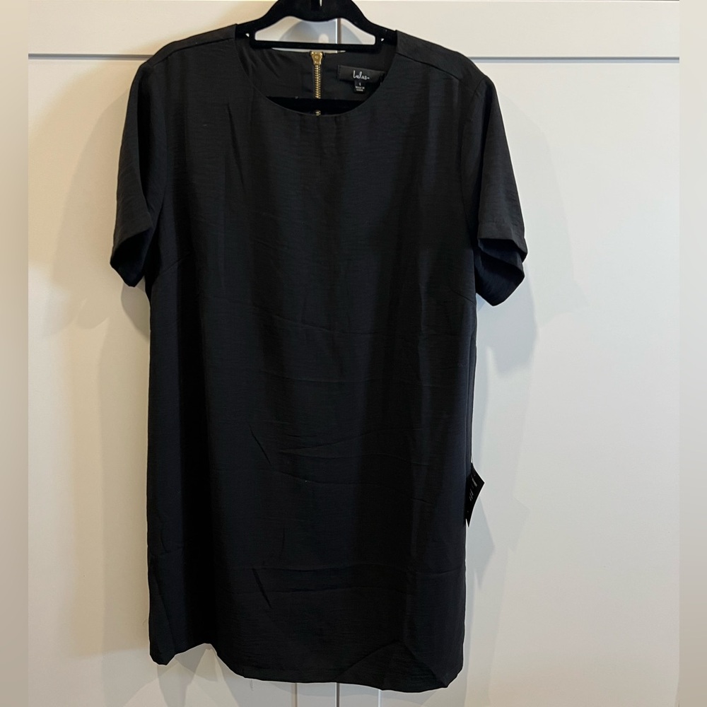 Lulu's Black Short-Sleeve Dress with Back Zip in Gold